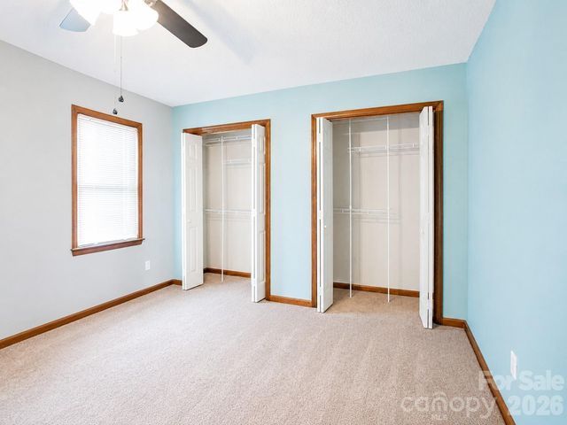 1330 5th Street NE 131, Hickory, NC 28601