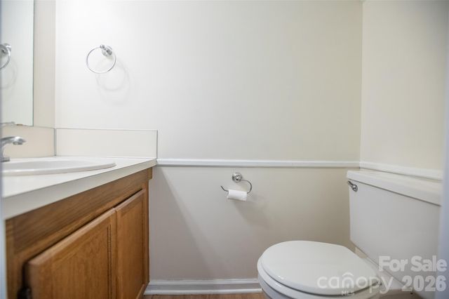 1330 5th Street NE 131, Hickory, NC 28601