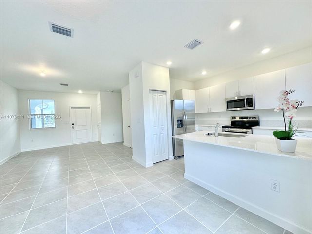 16213 SW 288th Ter 16213, Homestead, FL 33033