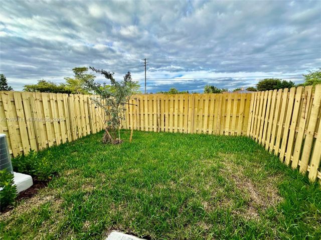 16213 SW 288th Ter 16213, Homestead, FL 33033