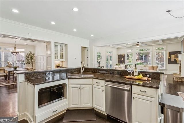 3061 Haynes Trail, Alpharetta, GA 30022