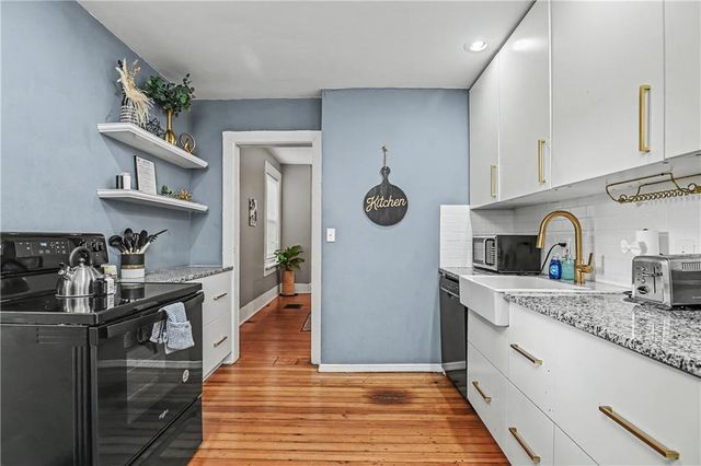 3009 Oak Street, Kansas City, MO 64108