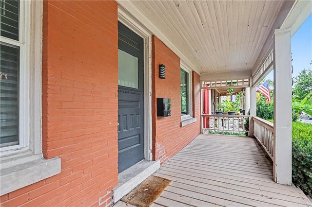 3009 Oak Street, Kansas City, MO 64108