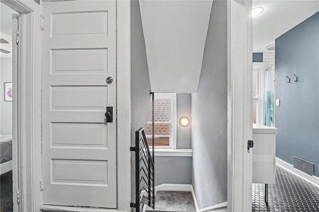 3009 Oak Street, Kansas City, MO 64108
