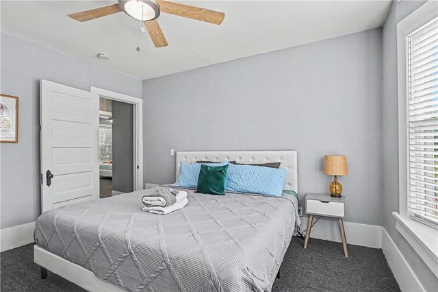3009 Oak Street, Kansas City, MO 64108