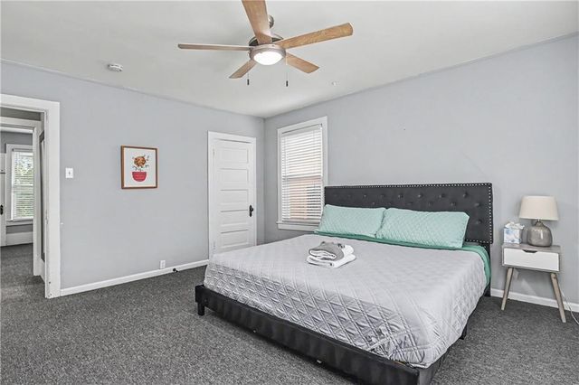 3009 Oak Street, Kansas City, MO 64108