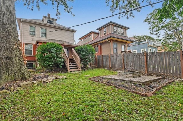 3009 Oak Street, Kansas City, MO 64108