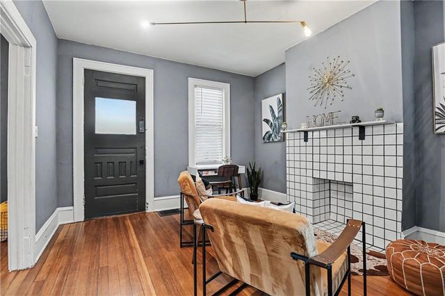 3009 Oak Street, Kansas City, MO 64108