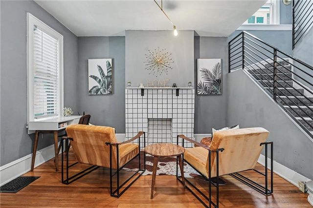 3009 Oak Street, Kansas City, MO 64108