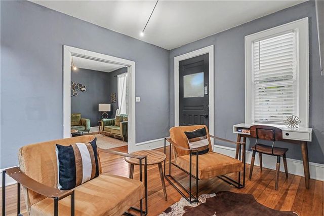 3009 Oak Street, Kansas City, MO 64108