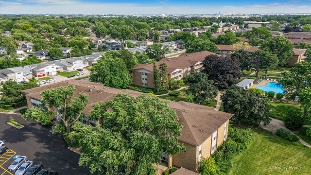 920 Beau Drive 112, Des Plaines, IL 60016