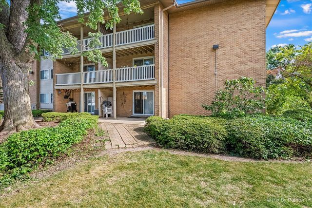 920 Beau Drive 112, Des Plaines, IL 60016