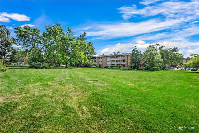 920 Beau Drive 112, Des Plaines, IL 60016