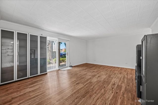 920 Beau Drive 112, Des Plaines, IL 60016