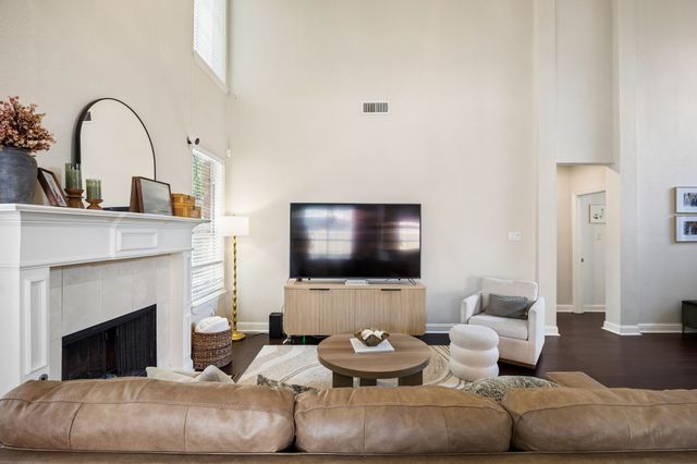 9028 Clearhurst Drive, Dallas, TX 75238