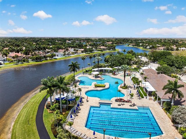1142 Croton Ct, Weston, FL 33327