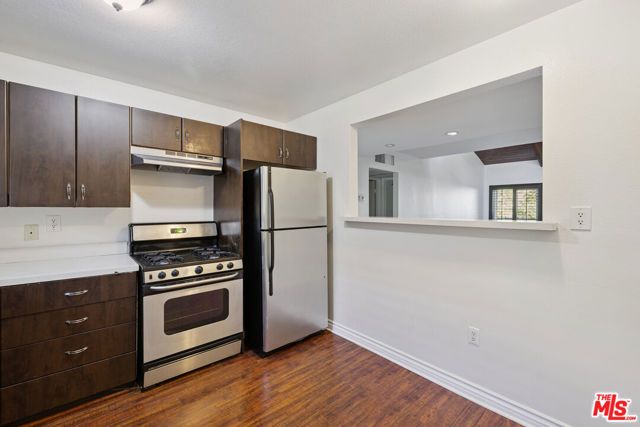 18350 Hatteras Street 248, Tarzana (los Angeles), CA 91356