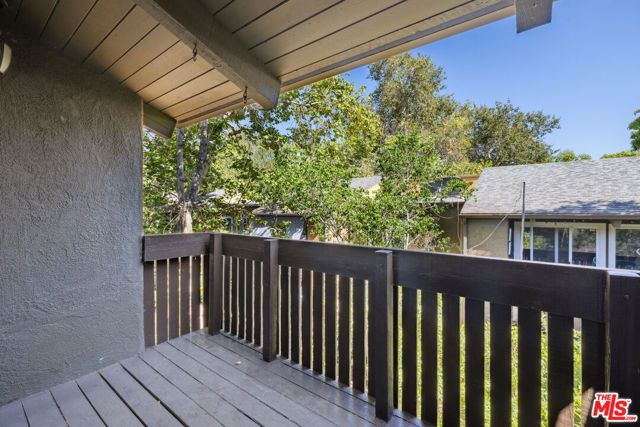 18350 Hatteras Street 248, Tarzana (los Angeles), CA 91356