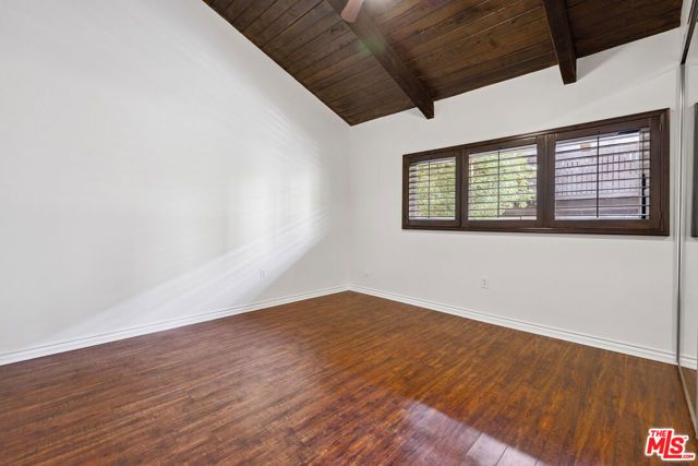 18350 Hatteras Street 248, Tarzana (los Angeles), CA 91356