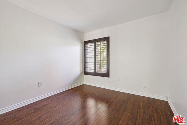 18350 Hatteras Street 248, Tarzana (los Angeles), CA 91356