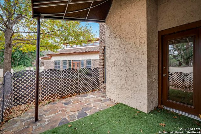 102 Caleta, San Antonio, TX 78232