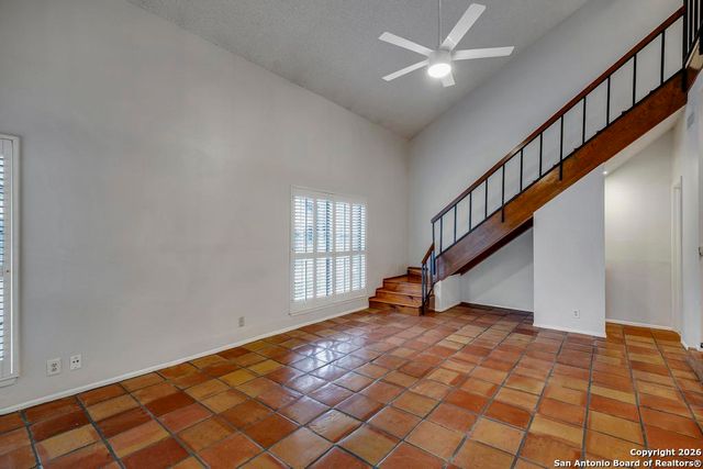 102 Caleta, San Antonio, TX 78232