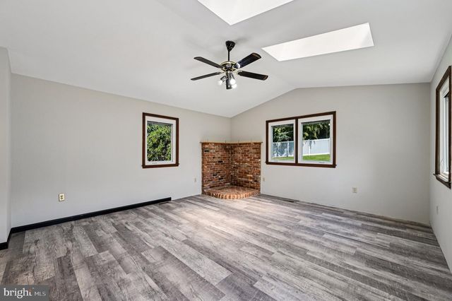 7945 ANDORICK DR, Severn, MD 21144