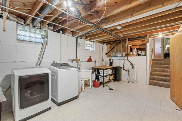 1870 7th Street NW, New Brighton, MN 55112