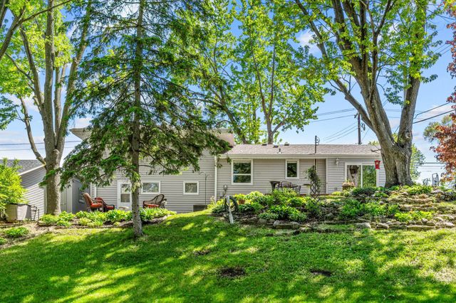 1870 7th Street NW, New Brighton, MN 55112