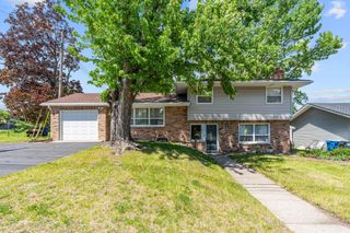 1870 7th Street NW, New Brighton, MN 55112