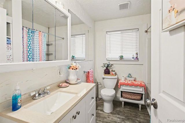 82 Park Lane Drive, Whittemore, MI 48770