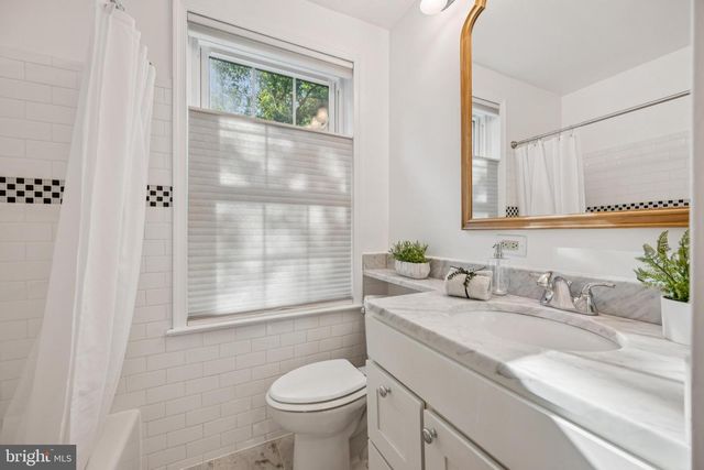 3535 CHEVY CHASE LAKE DR #107, Chevy Chase, MD 20815