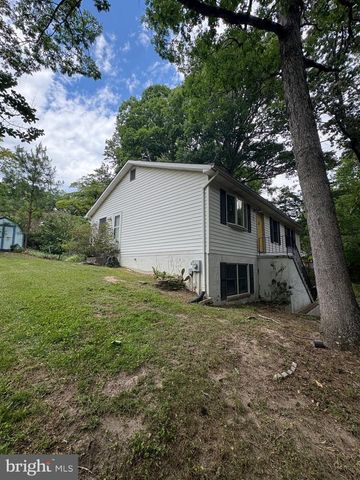 5885 VALLEY, Saint Leonard, MD 20685