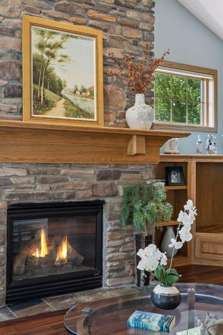 9755 Wedgewood Circle, Woodbury, MN 55125