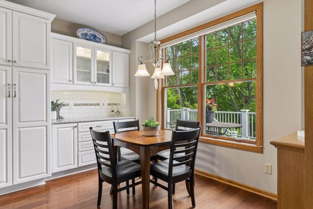 9755 Wedgewood Circle, Woodbury, MN 55125