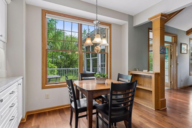 9755 Wedgewood Circle, Woodbury, MN 55125
