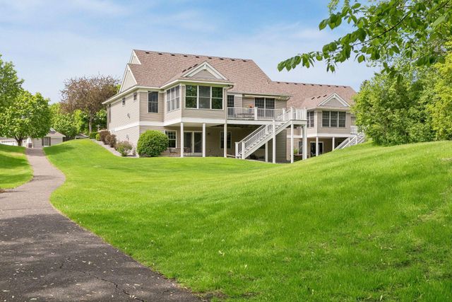 9755 Wedgewood Circle, Woodbury, MN 55125