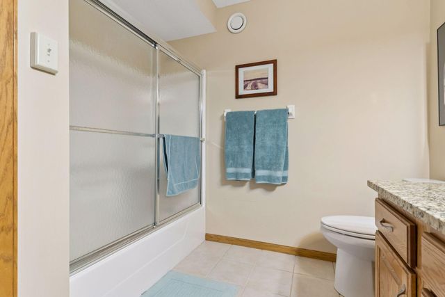 9755 Wedgewood Circle, Woodbury, MN 55125