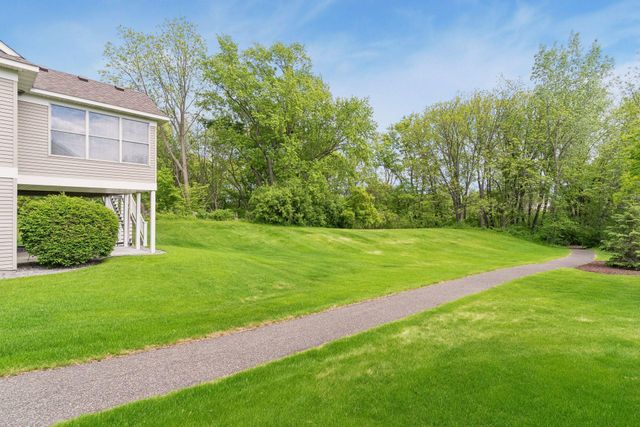 9755 Wedgewood Circle, Woodbury, MN 55125