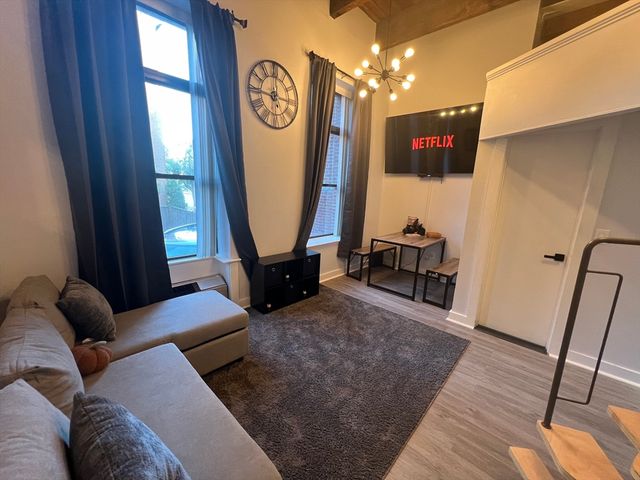 24 Norman 110, Salem, MA 01970