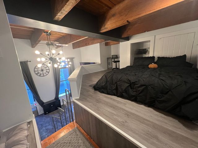 24 Norman 110, Salem, MA 01970