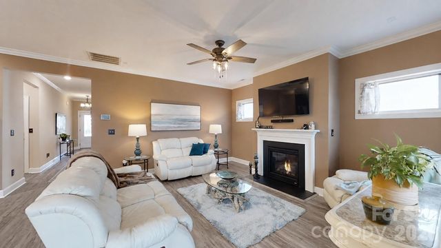 1818 Lotus Lane, Denver, NC 28037