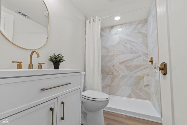 6103 Indianola Avenue, Indianapolis, IN 46220