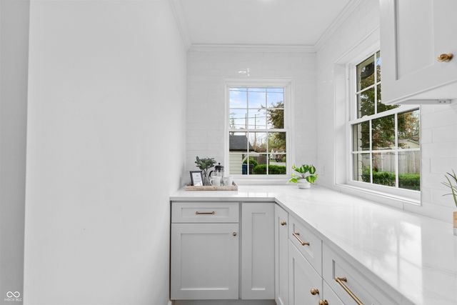 6103 Indianola Avenue, Indianapolis, IN 46220