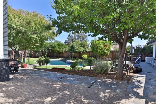 16990 John Telfer Drive, Morgan Hill, CA 95037