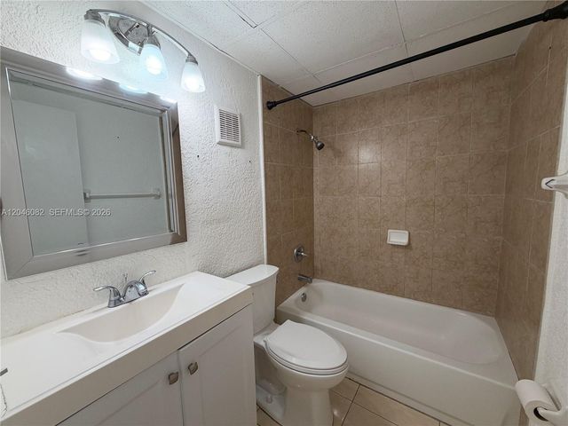 5960 NE 5th Ct 2, Miami, FL 33137