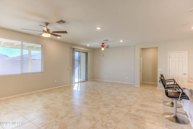 8804 E Stone Meadow Circle, Tucson, AZ 85730