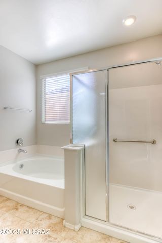 8804 E Stone Meadow Circle, Tucson, AZ 85730