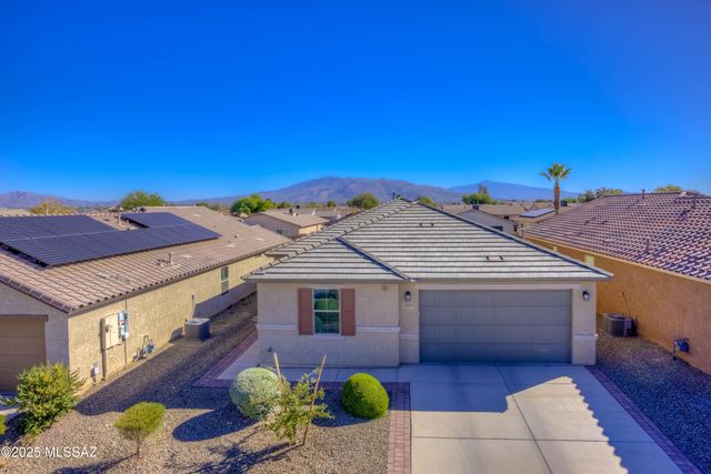 8804 E Stone Meadow Circle, Tucson, AZ 85730