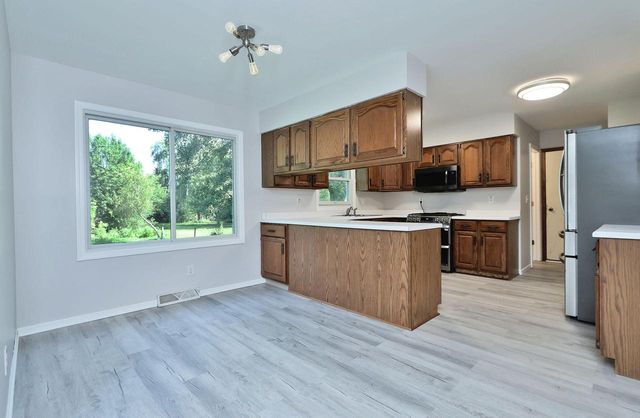 4600 Springbrook ROAD, Pleasant Prairie, WI 53158